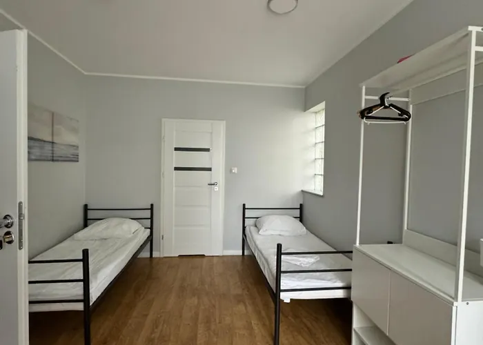 Bed and breakfast Przystanek Plaza 2*