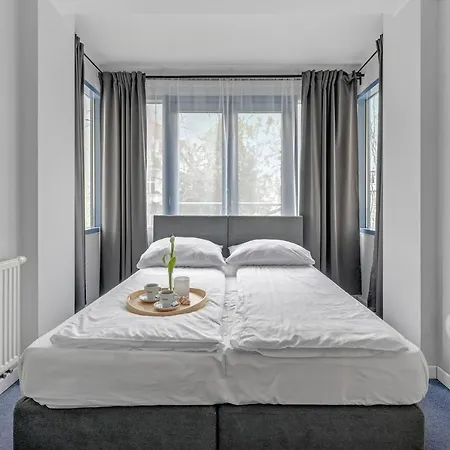 Frühstückspension Przystanek Plaza 2*