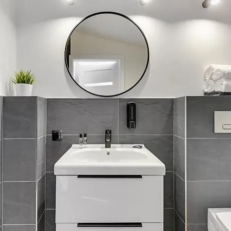 Przystanek Plaza ベッド・アンド・ブレックファスト 2*