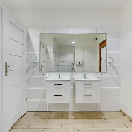 Bed & Breakfast Przystanek Plaza