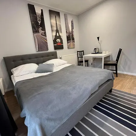 B&B Przystanek Plaza 2*