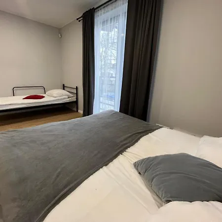 Przystanek Plaza Bed and breakfast