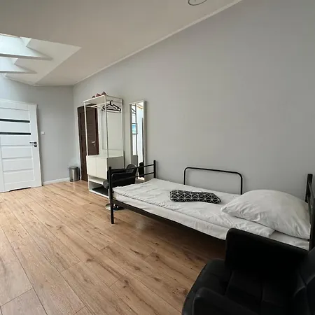 Przystanek Plaza Bed & Breakfast