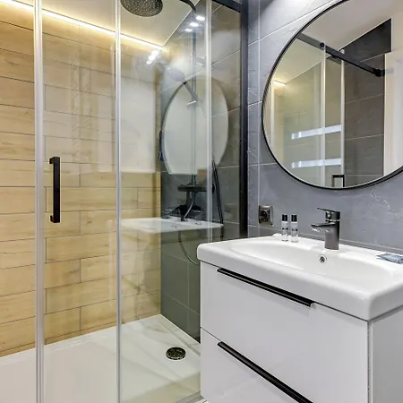 Przystanek Plaza B&B