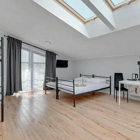 Bed & Breakfast Przystanek Plaza 2*