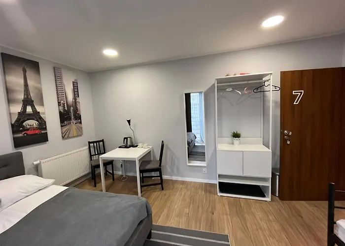 Przystanek Plaza Bed & Breakfast