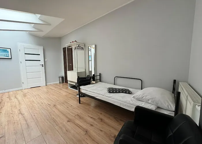 Przystanek Plaza Bed & Breakfast